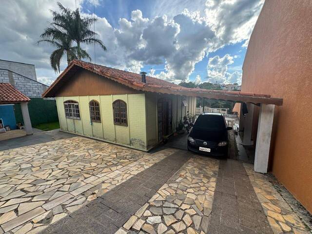 Venda em Jardim Shangri-Lá - Atibaia