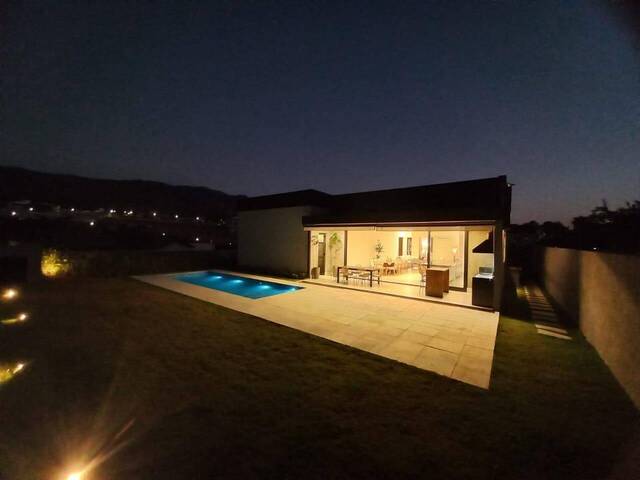 #CA0319 - Casa para Venda em Atibaia - SP