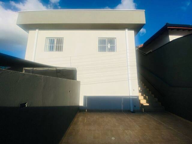 Venda em Vila Helena - Atibaia
