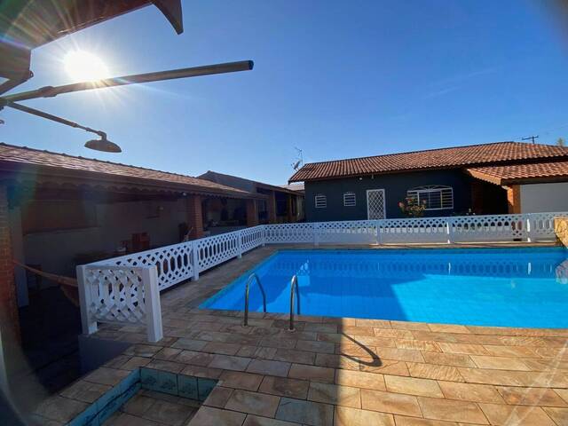 #CA0353 - Casa para Locação em Atibaia - SP